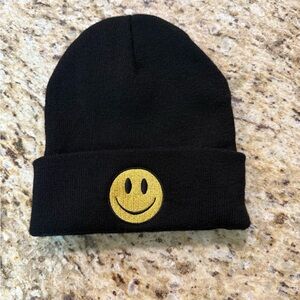Embroidered Smiley Face Happy Face Knit Beanie Skull Cap Ski Hat